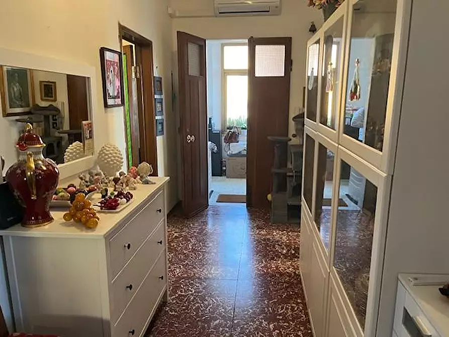 Immagine 8 di Casa bifamiliare in vendita  a Pontedera