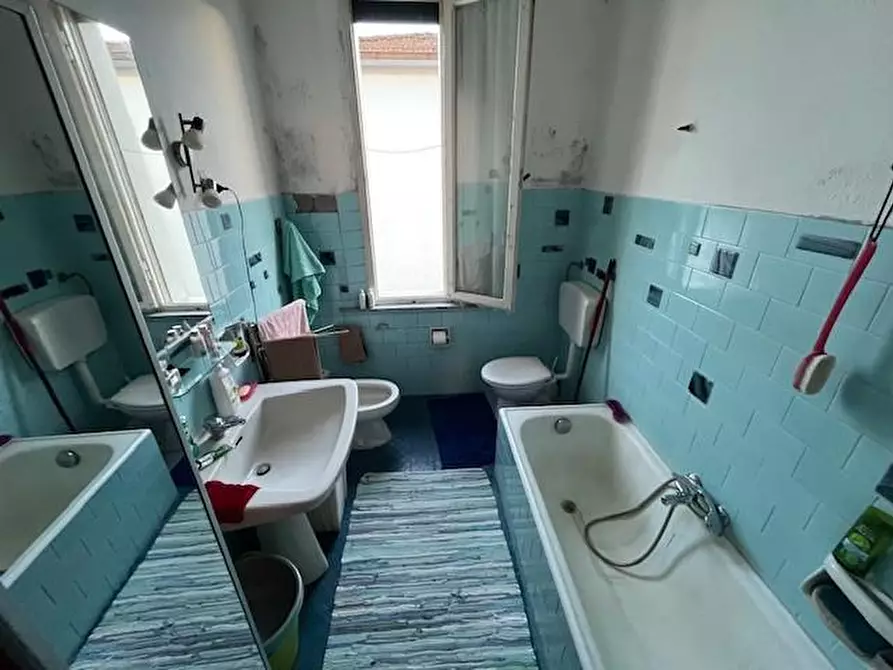 Immagine 16 di Casa bifamiliare in vendita  a Pontedera