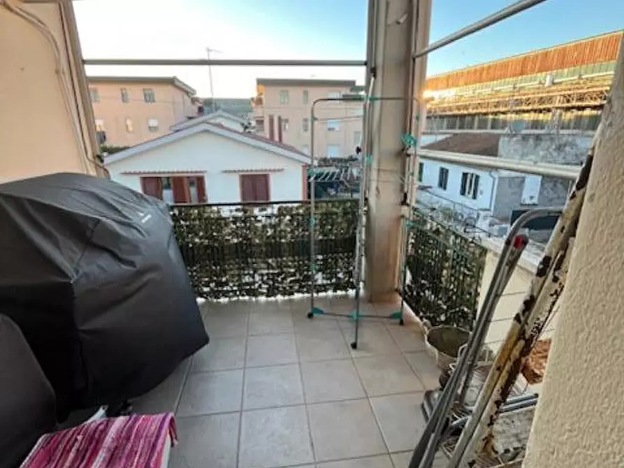 Immagine 11 di Casa bifamiliare in vendita  a Pontedera