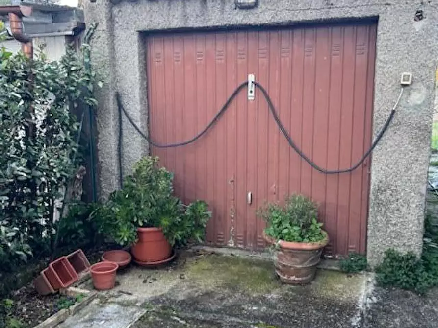 Immagine 22 di Casa bifamiliare in vendita  a Pontedera