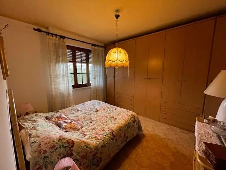 Immagine 8 di Appartamento in vendita  a Viareggio