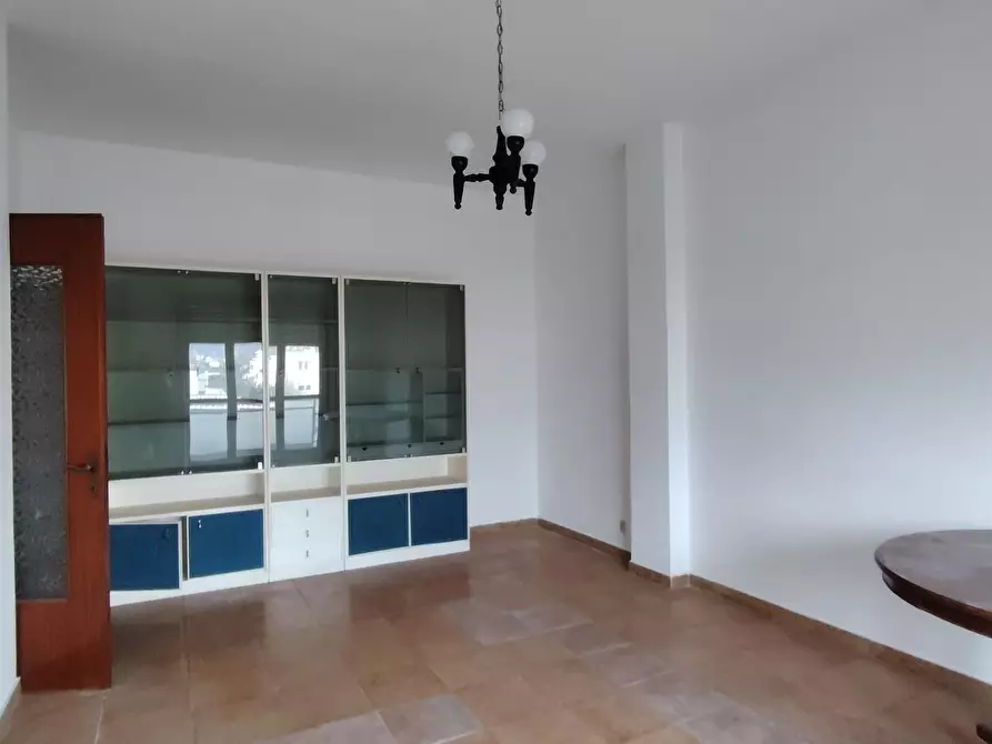 Immagine 1 di Appartamento in vendita  a Carrara