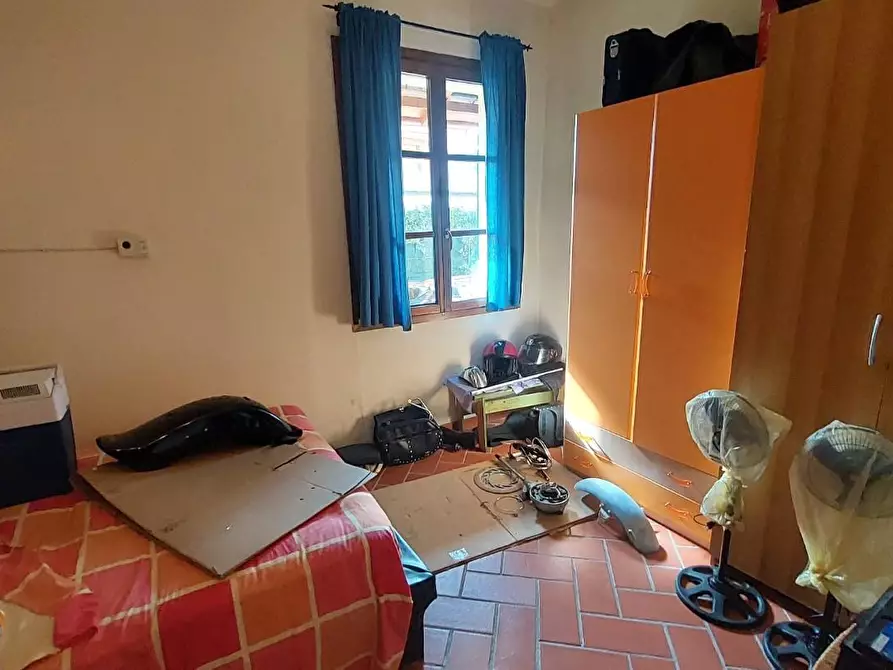 Immagine 12 di Casa indipendente in vendita  a Buti