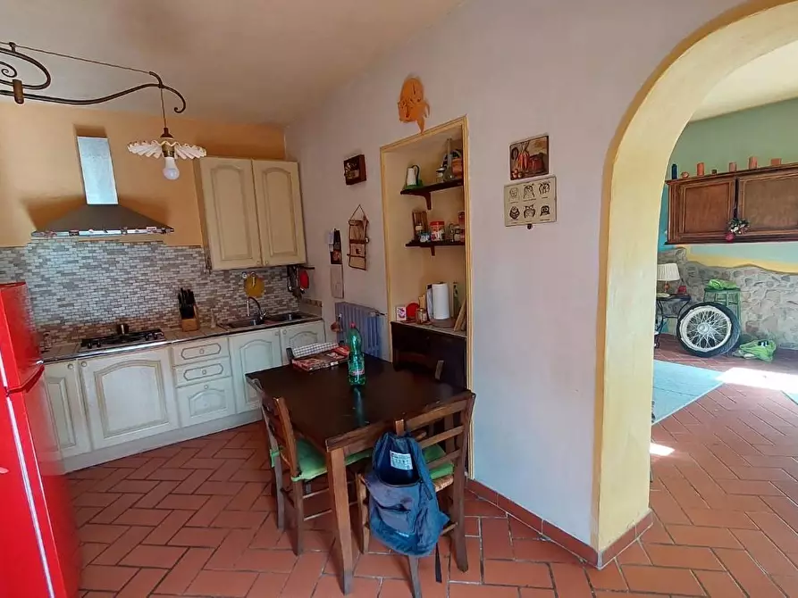 Immagine 4 di Casa indipendente in vendita  a Buti