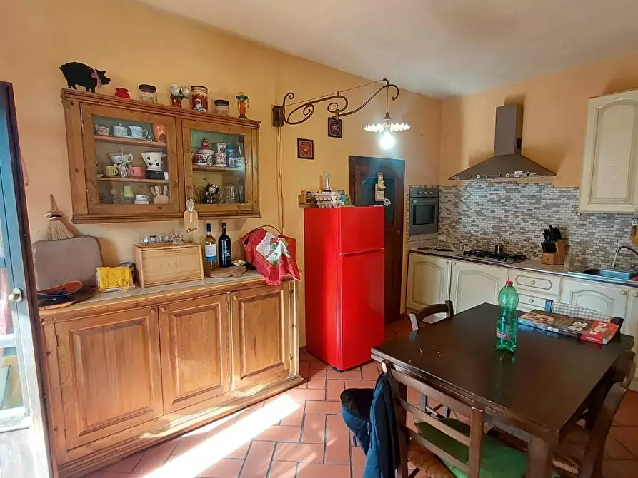 Immagine 5 di Casa indipendente in vendita  a Buti