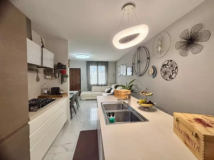 Immagine 14 di Appartamento in vendita  a Terricciola