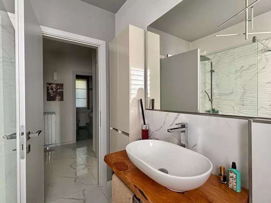 Immagine 22 di Appartamento in vendita  a Terricciola