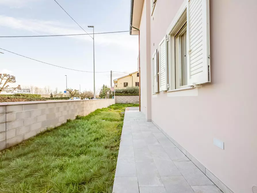 Immagine 38 di Appartamento in vendita  a Bientina