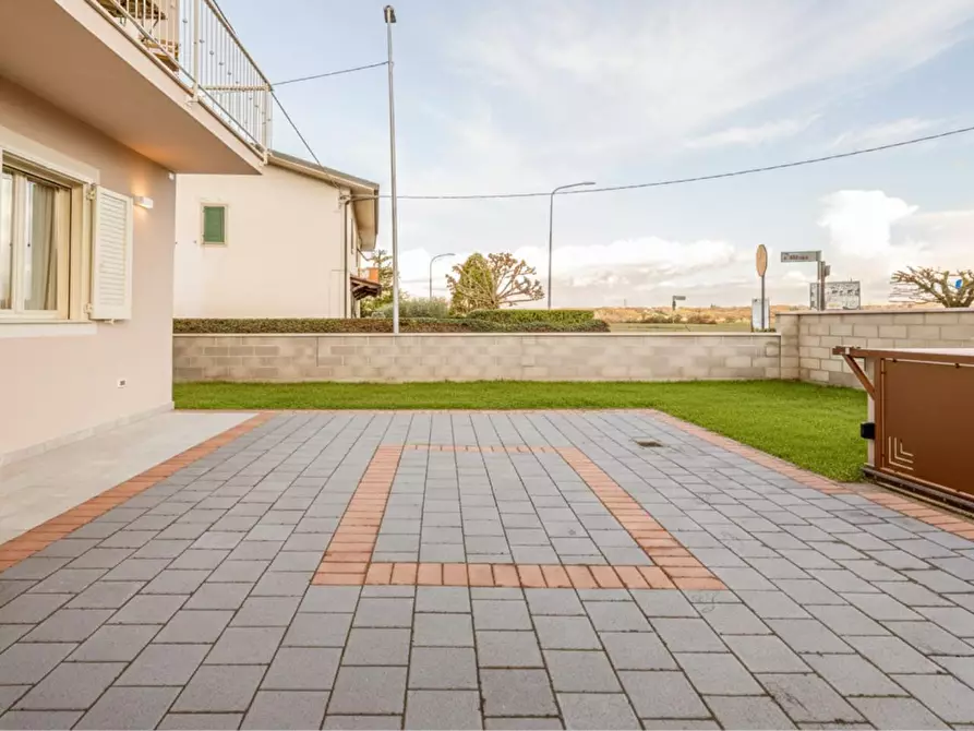 Immagine 39 di Appartamento in vendita  a Bientina