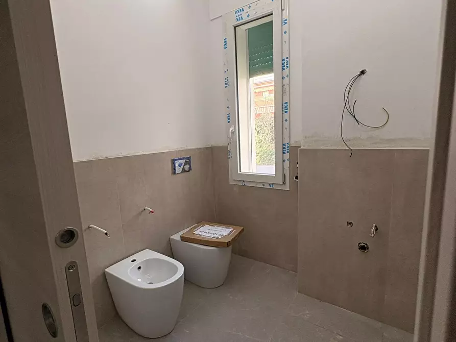 Immagine 16 di Appartamento in vendita  a Cascina