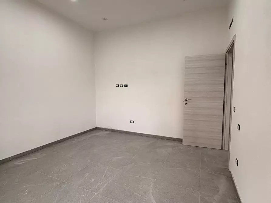 Immagine 5 di Appartamento in vendita  a Cascina