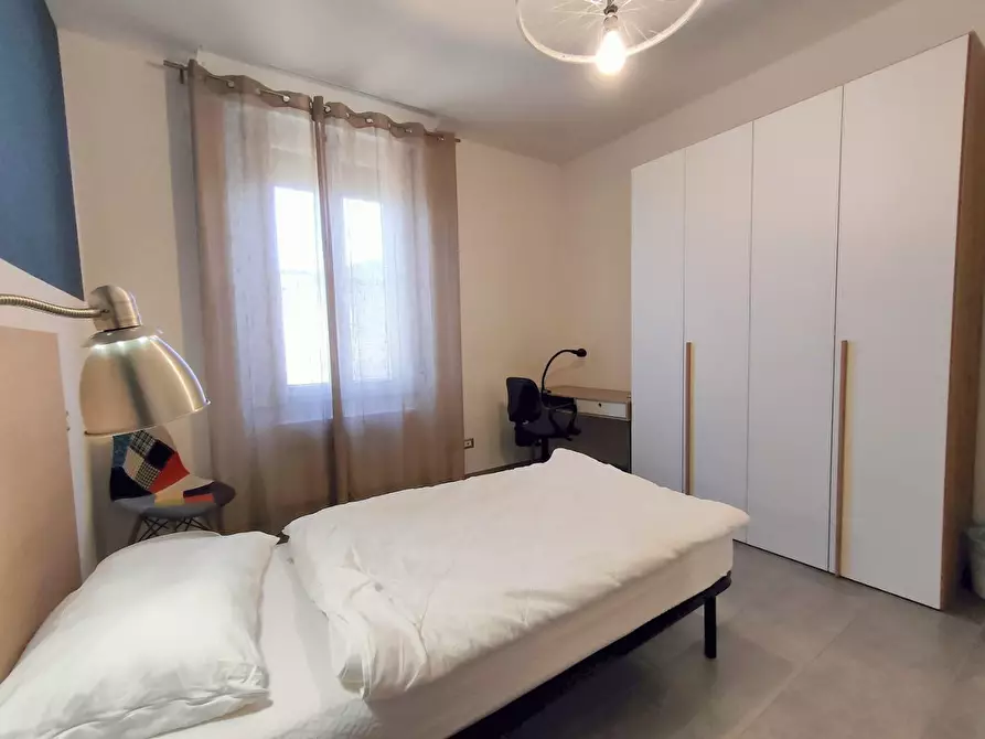 Immagine 22 di Appartamento in vendita  a Pisa