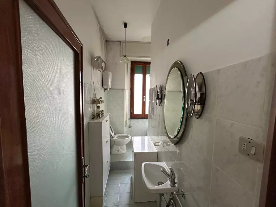 Immagine 25 di Appartamento in vendita  a Siena