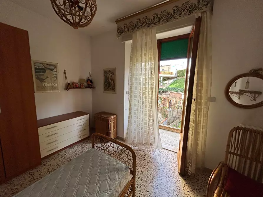 Immagine 17 di Appartamento in vendita  a Siena