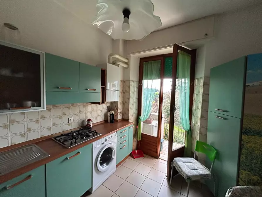 Immagine 6 di Appartamento in vendita  a Siena