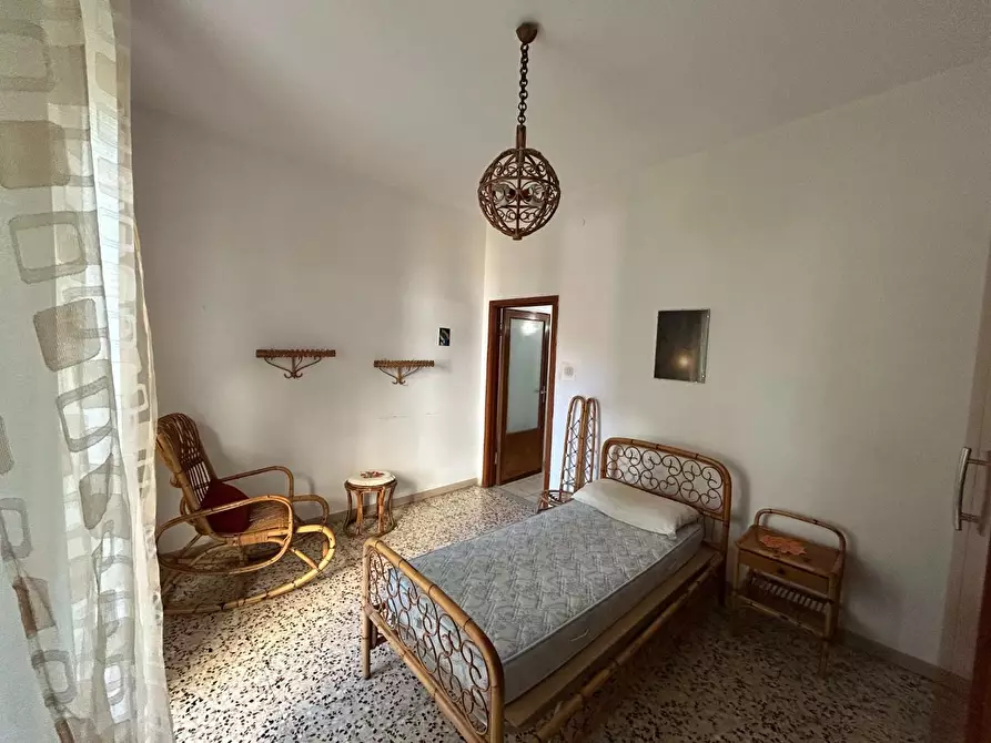 Immagine 21 di Appartamento in vendita  a Siena