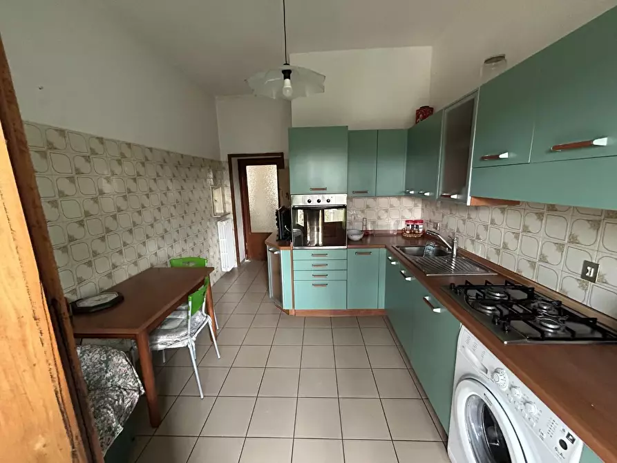 Immagine 7 di Appartamento in vendita  a Siena