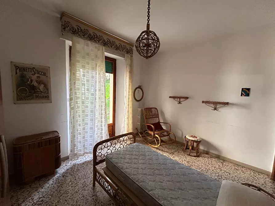 Immagine 20 di Appartamento in vendita  a Siena