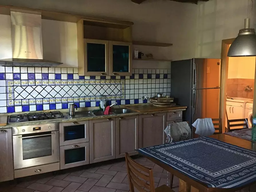 Immagine 7 di Porzione di casa in vendita  a Gambassi Terme