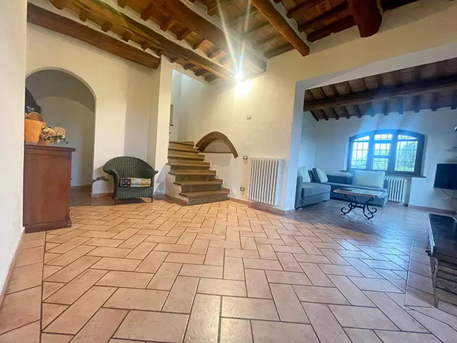 Immagine 5 di Porzione di casa in vendita  a Gambassi Terme