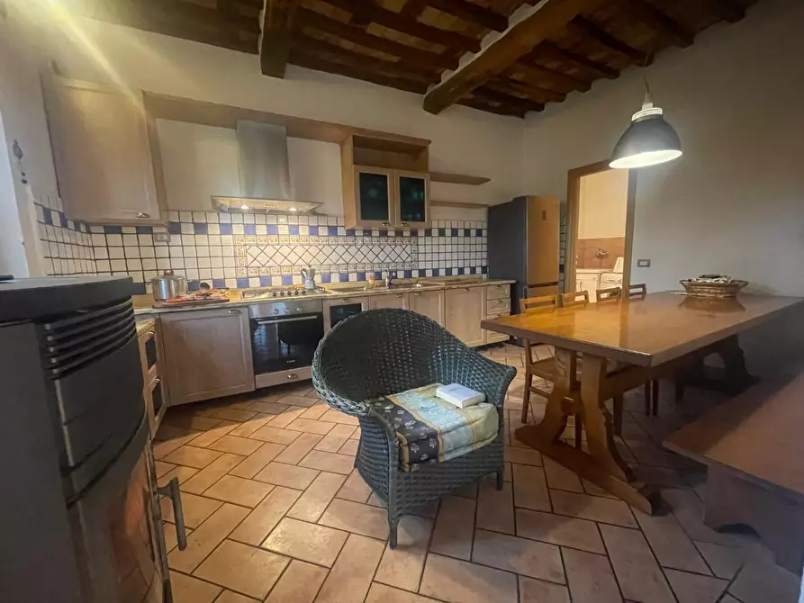 Immagine 6 di Porzione di casa in vendita  a Gambassi Terme