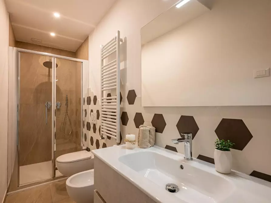 Immagine 33 di Appartamento in vendita  a Bientina