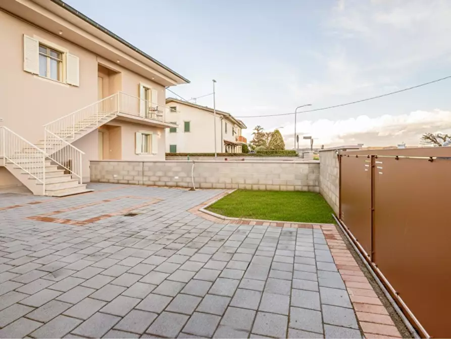 Immagine 40 di Appartamento in vendita  a Bientina