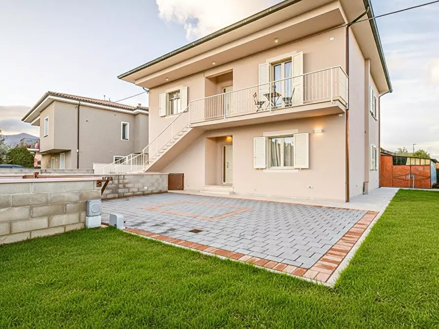 Immagine 42 di Appartamento in vendita  a Bientina