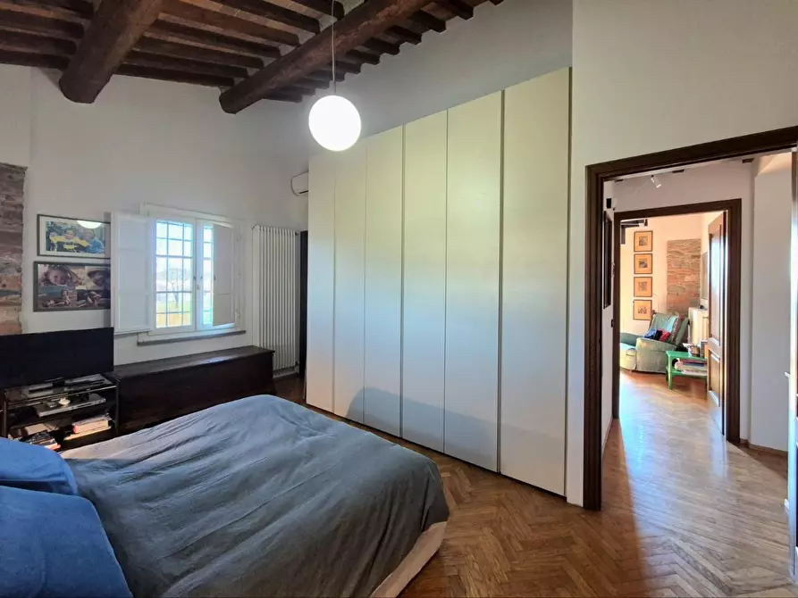 Immagine 22 di Rustico / casale in vendita  a Lucca