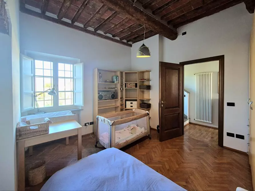 Immagine 26 di Rustico / casale in vendita  a Lucca