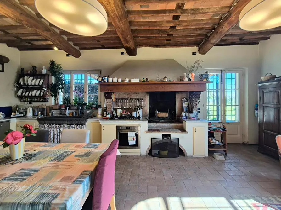 Immagine 18 di Rustico / casale in vendita  a Lucca