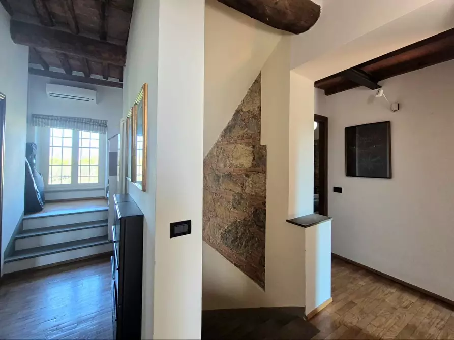 Immagine 31 di Rustico / casale in vendita  a Lucca