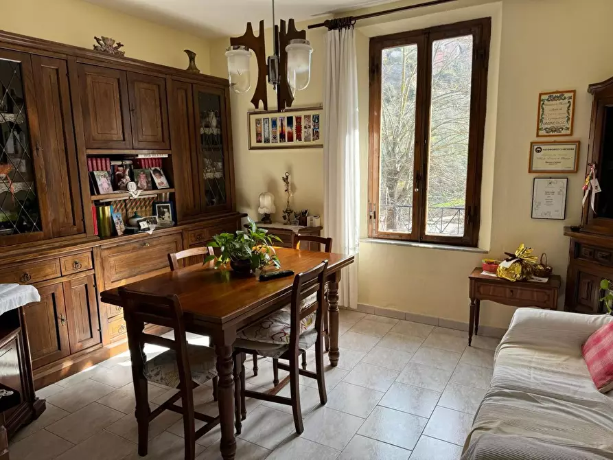 Immagine 5 di Appartamento in vendita  a Siena