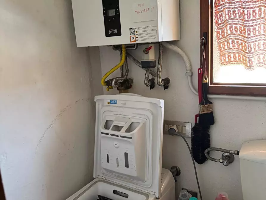 Immagine 25 di Appartamento in vendita  a Siena