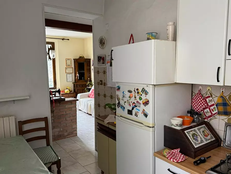 Immagine 10 di Appartamento in vendita  a Siena