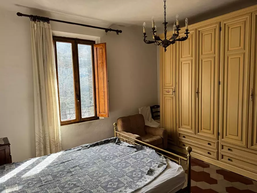 Immagine 15 di Appartamento in vendita  a Siena