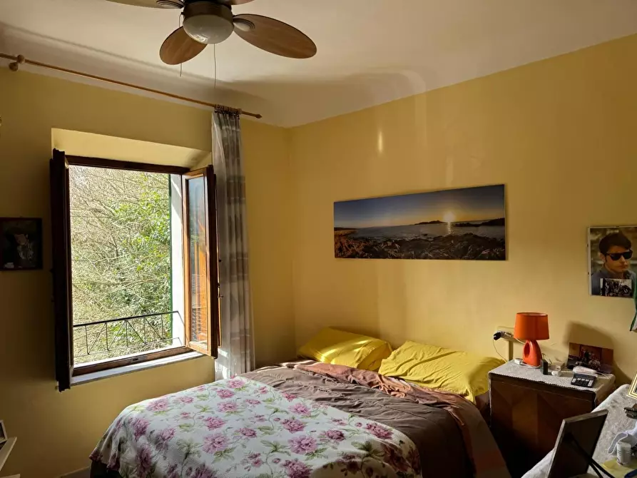 Immagine 12 di Appartamento in vendita  a Siena