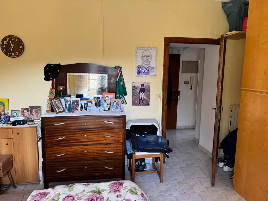 Immagine 14 di Appartamento in vendita  a Siena