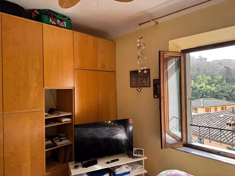 Immagine 13 di Appartamento in vendita  a Siena