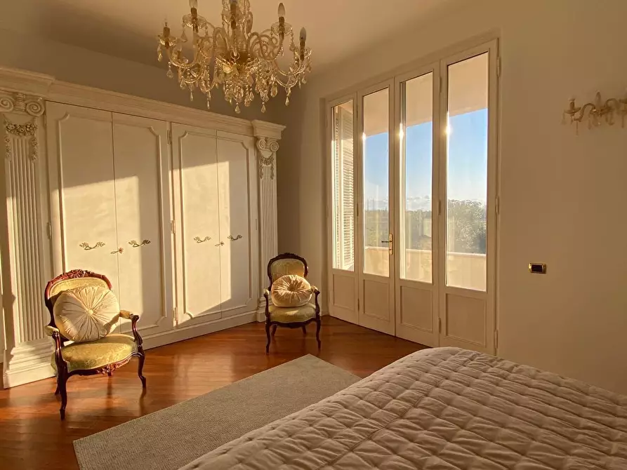 Immagine 6 di Villa in vendita  a San Giuliano Terme