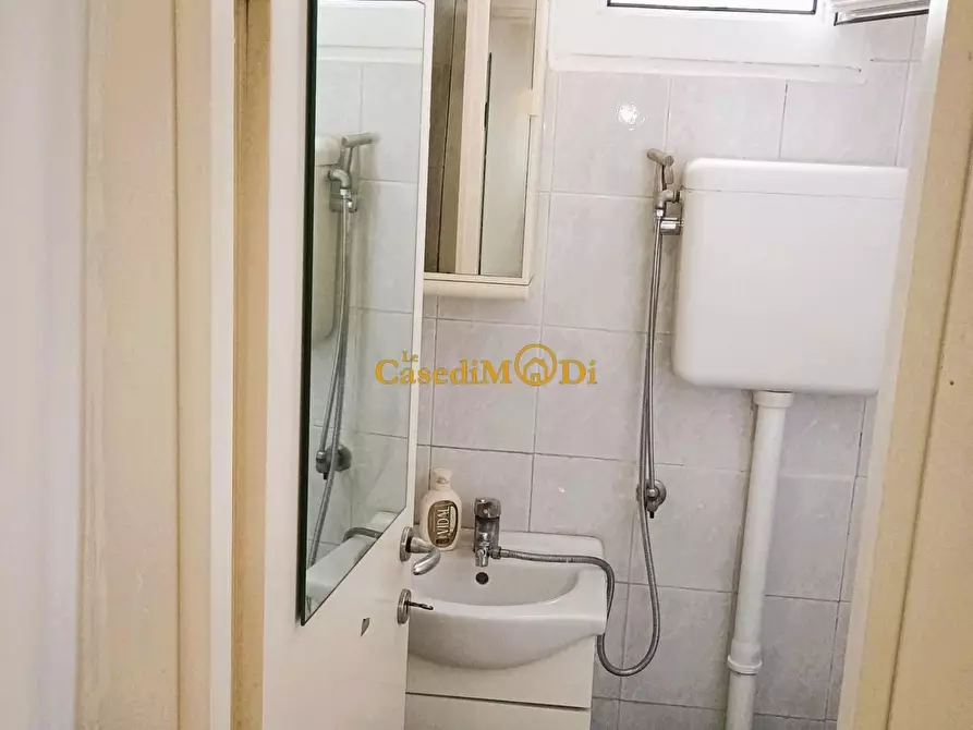 Immagine 11 di Casa indipendente in vendita  a Livorno
