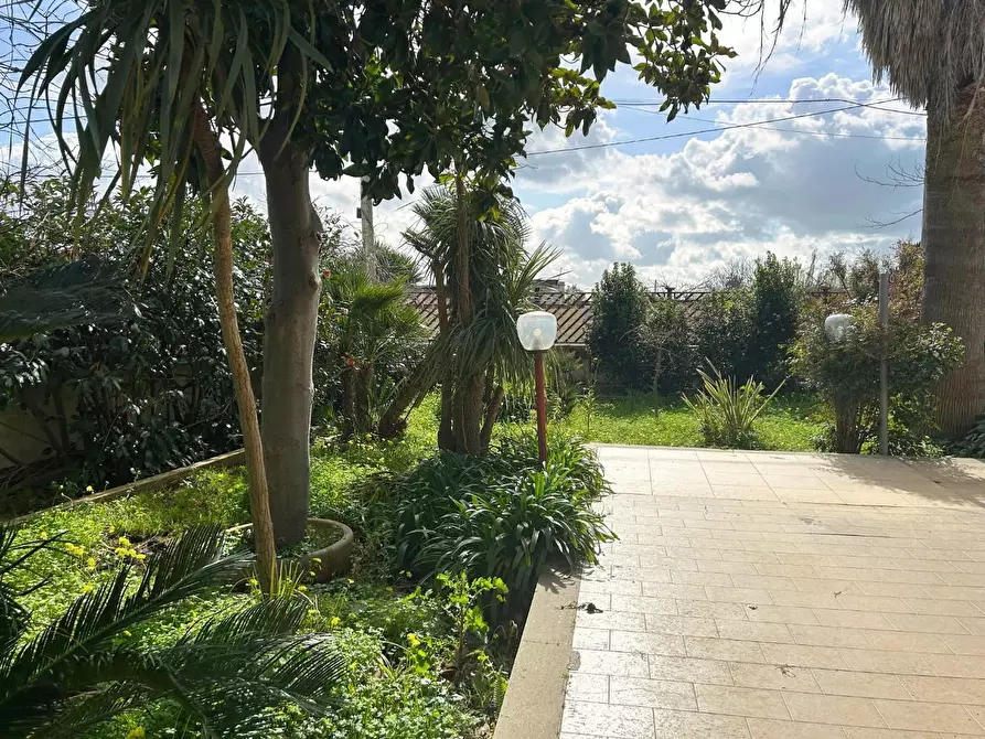 Immagine 28 di Villa in vendita  a Copertino