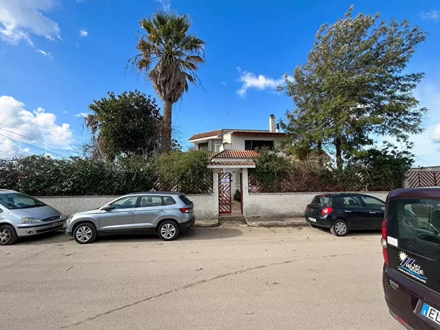 Immagine 35 di Villa in vendita  a Copertino
