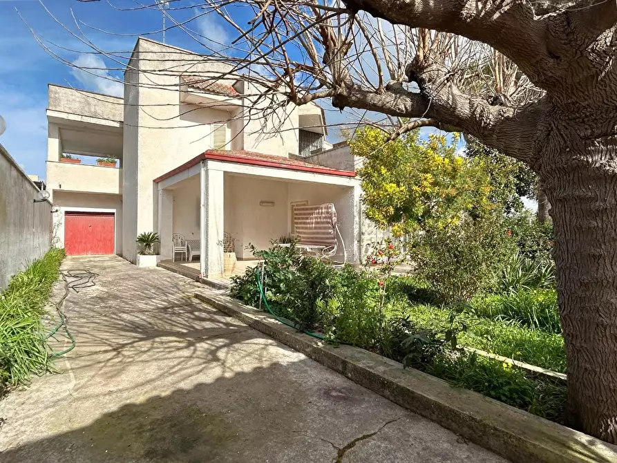 Immagine 31 di Villa in vendita  a Copertino