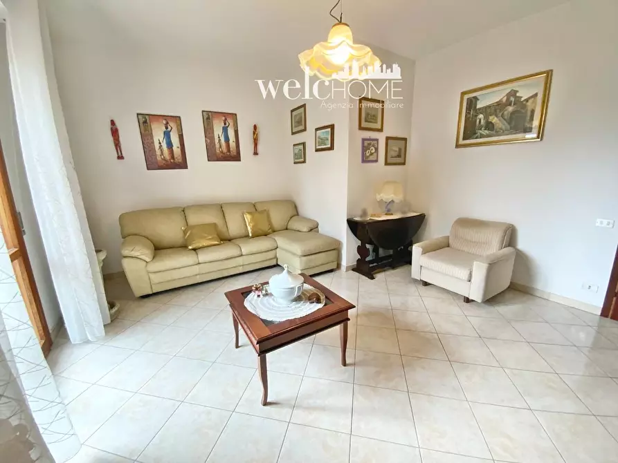 Immagine 20 di Appartamento in vendita  a Prato