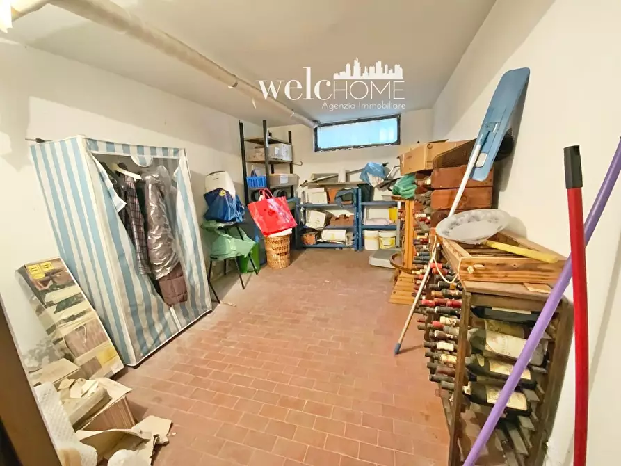 Immagine 18 di Appartamento in vendita  a Prato