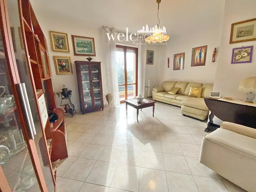 Immagine 1 di Appartamento in vendita  a Prato