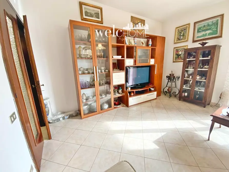 Immagine 2 di Appartamento in vendita  a Prato