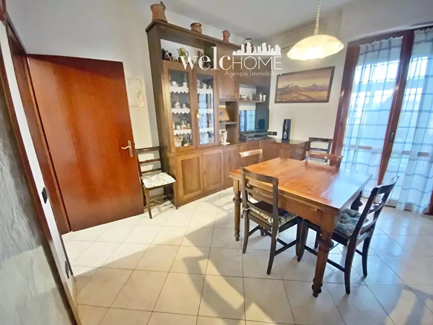 Immagine 5 di Appartamento in vendita  a Prato