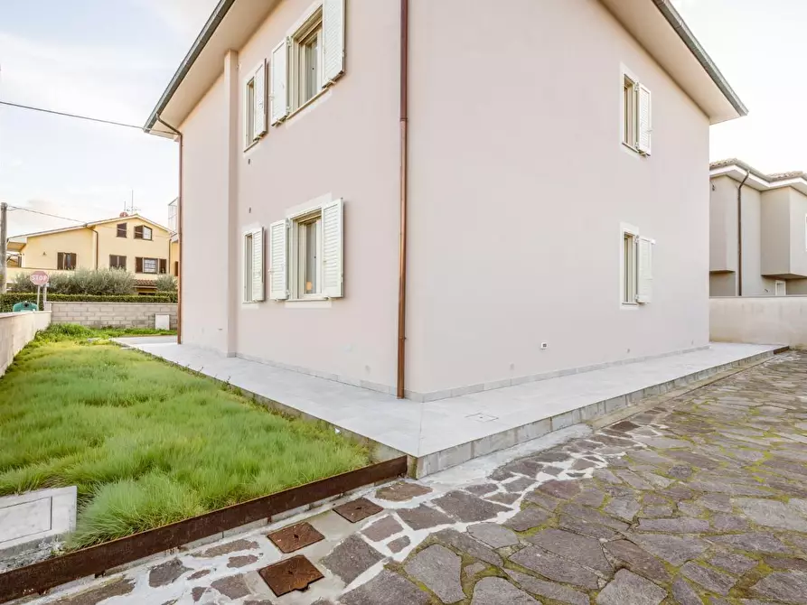 Immagine 40 di Appartamento in vendita  a Bientina